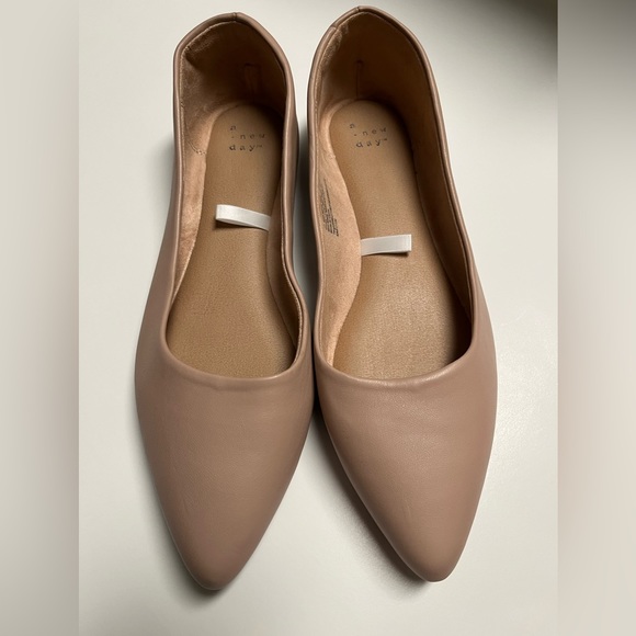 🦋 a. new day shoes 🆕without tag 🏷️ - Picture 3 of 8